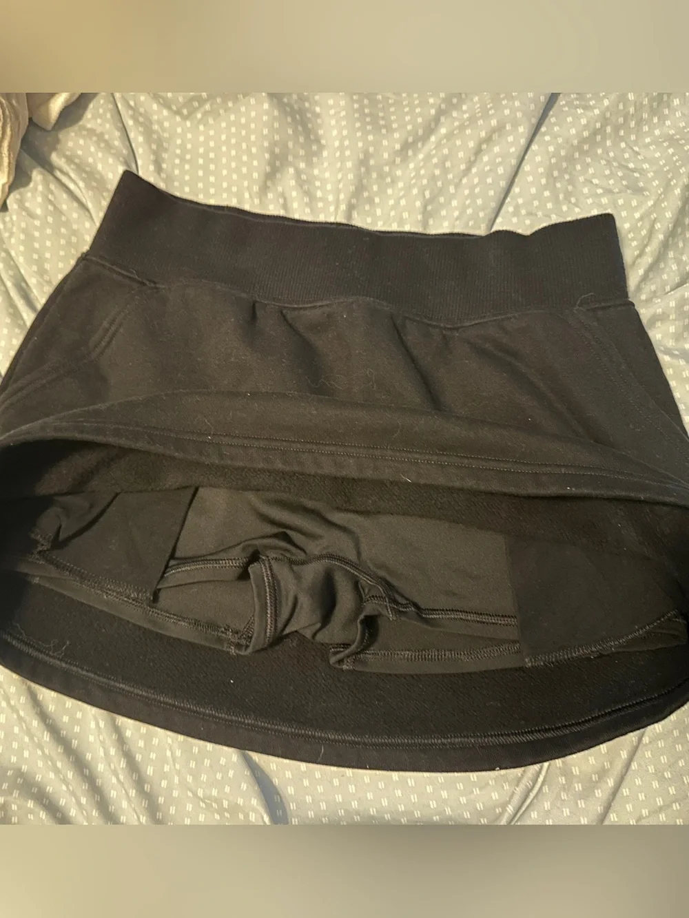 Alo Yoga Accolade Skirt, Black, Size XS